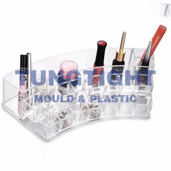 8826 Clear cosmetic container