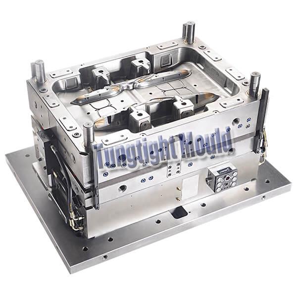 injection lamp mould