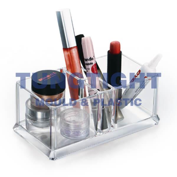 8822 Clear cosmetic container
