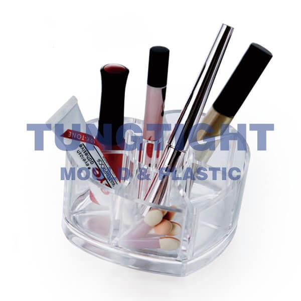 8818 Clear cosmetic container