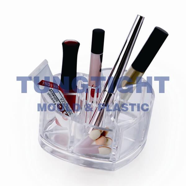 8821 Clear cosmetic container