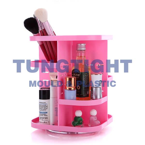 8831 Clear cosmetic container
