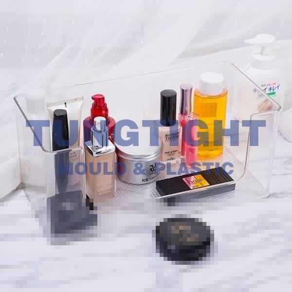 1688-1 Clear cosmetic container