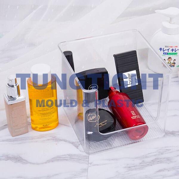 1688-2 Clear cosmetic container