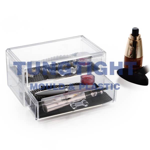8800 Clear cosmetic container